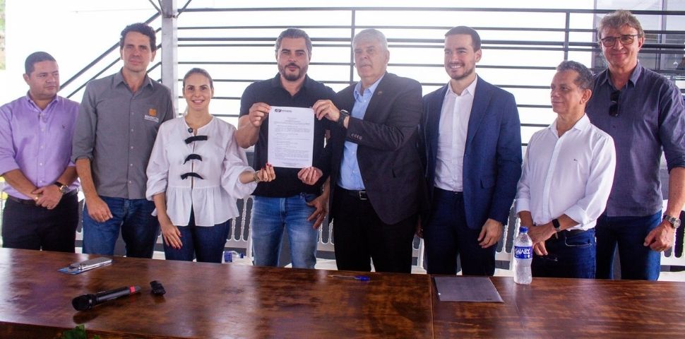 PolíticaTHIAGO FLORES: Ariquemes Avança com Assinatura da Ordem de Serviço para Construção do Aeroporto